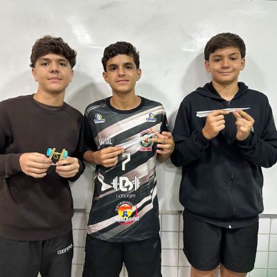 Foto 5 - Brinquedos energéticos - 8º A, B e C