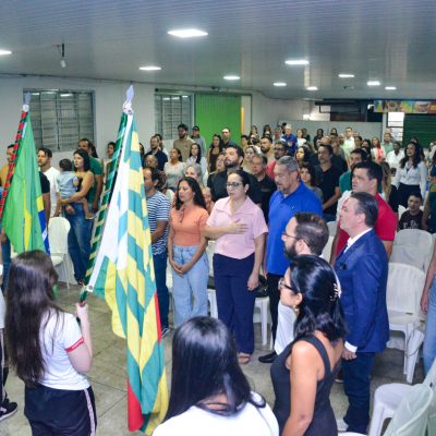 Foto 18 - Entrega de certificados aos alunos destaques do 2º trimestre
