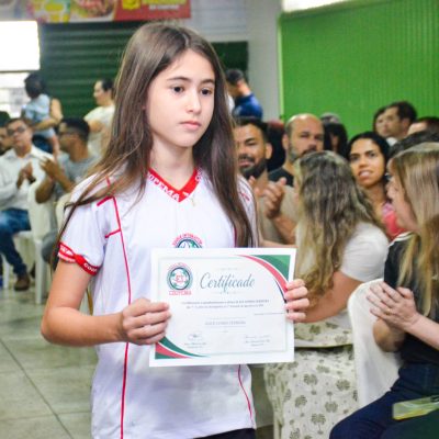 Foto 63 - Entrega de certificados aos alunos destaques do 2º trimestre