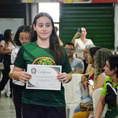 Foto 67 - Entrega de certificados aos alunos destaques do 2º trimestre