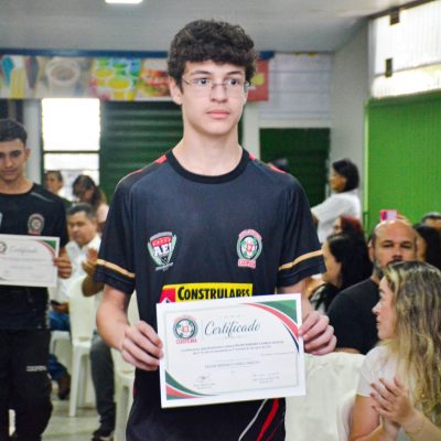 Foto 79 - Entrega de certificados aos alunos destaques do 2º trimestre