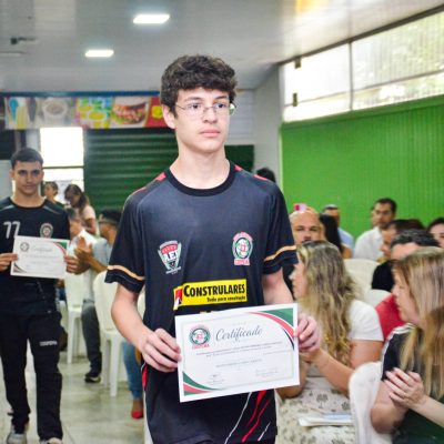 Foto 80 - Entrega de certificados aos alunos destaques do 2º trimestre