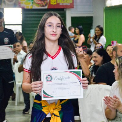 Foto 83 - Entrega de certificados aos alunos destaques do 2º trimestre