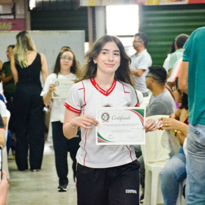 Foto 87 - Entrega de certificados aos alunos destaques do 2º trimestre