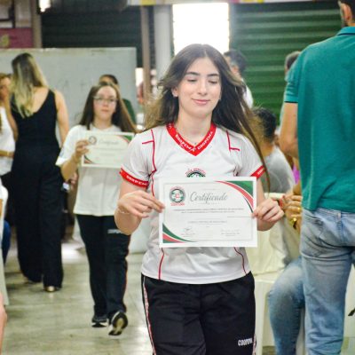 Foto 88 - Entrega de certificados aos alunos destaques do 2º trimestre