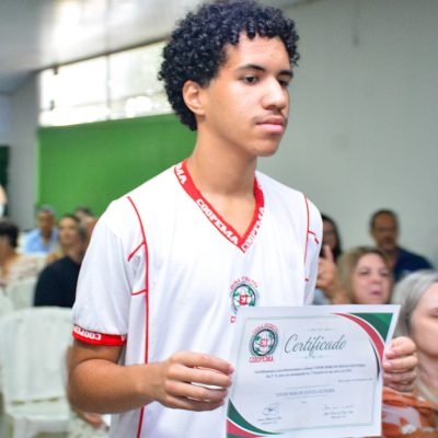 Foto 95 - Entrega de certificados aos alunos destaques do 2º trimestre