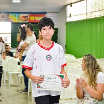 Foto 121 - Entrega de certificados aos alunos destaques do 2º trimestre