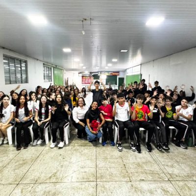 Foto 5 - Palestra sobre inclusão de pessoas surdas - 8º ano A, B e C